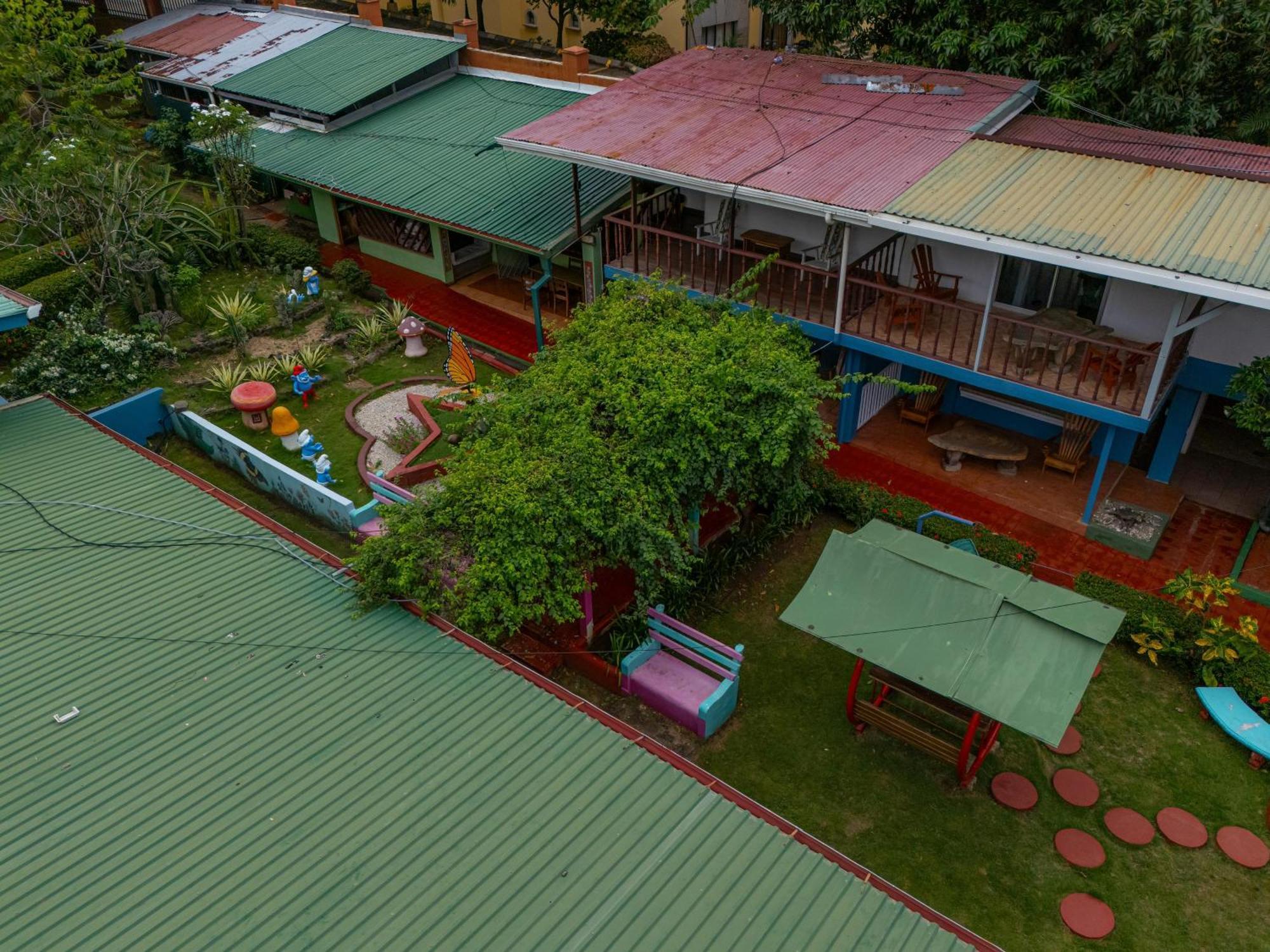Hotel Marielos Tamarindo Exterior foto