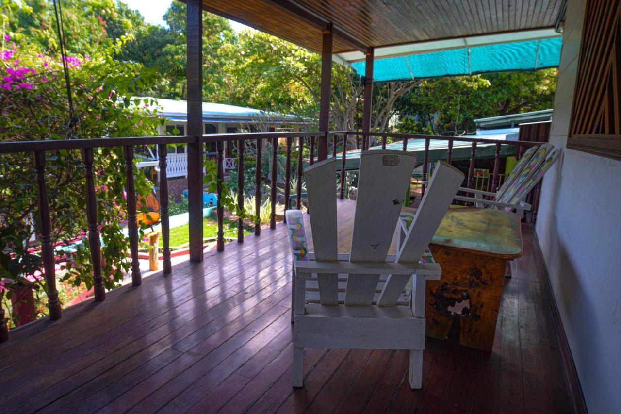 Hotel Marielos Tamarindo Exterior foto
