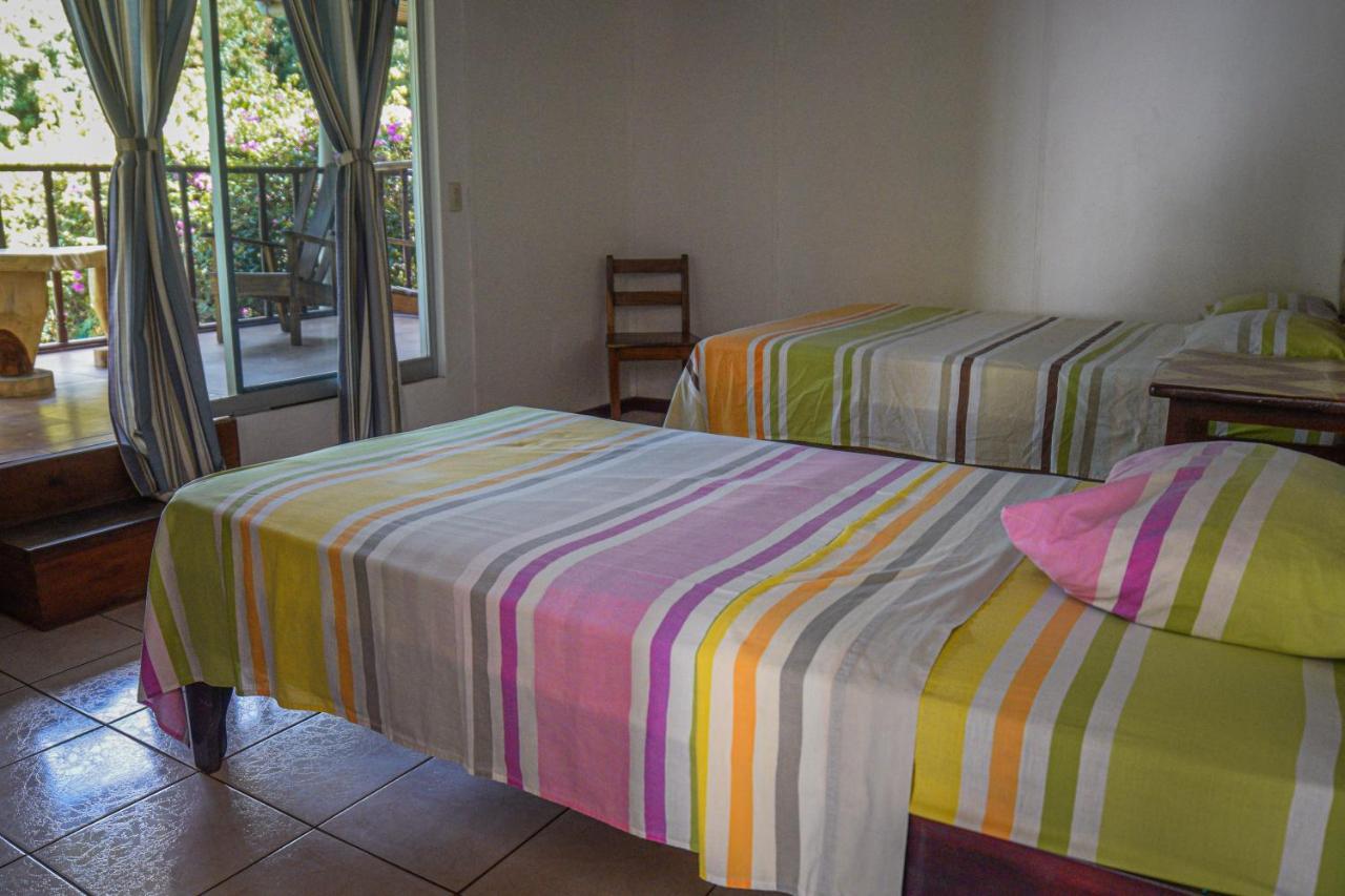 Hotel Marielos Tamarindo Exterior foto