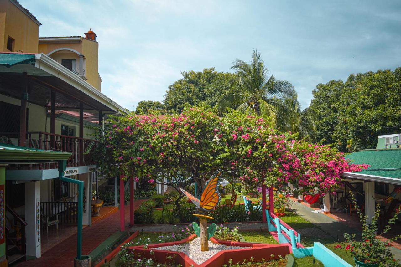 Hotel Marielos Tamarindo Exterior foto