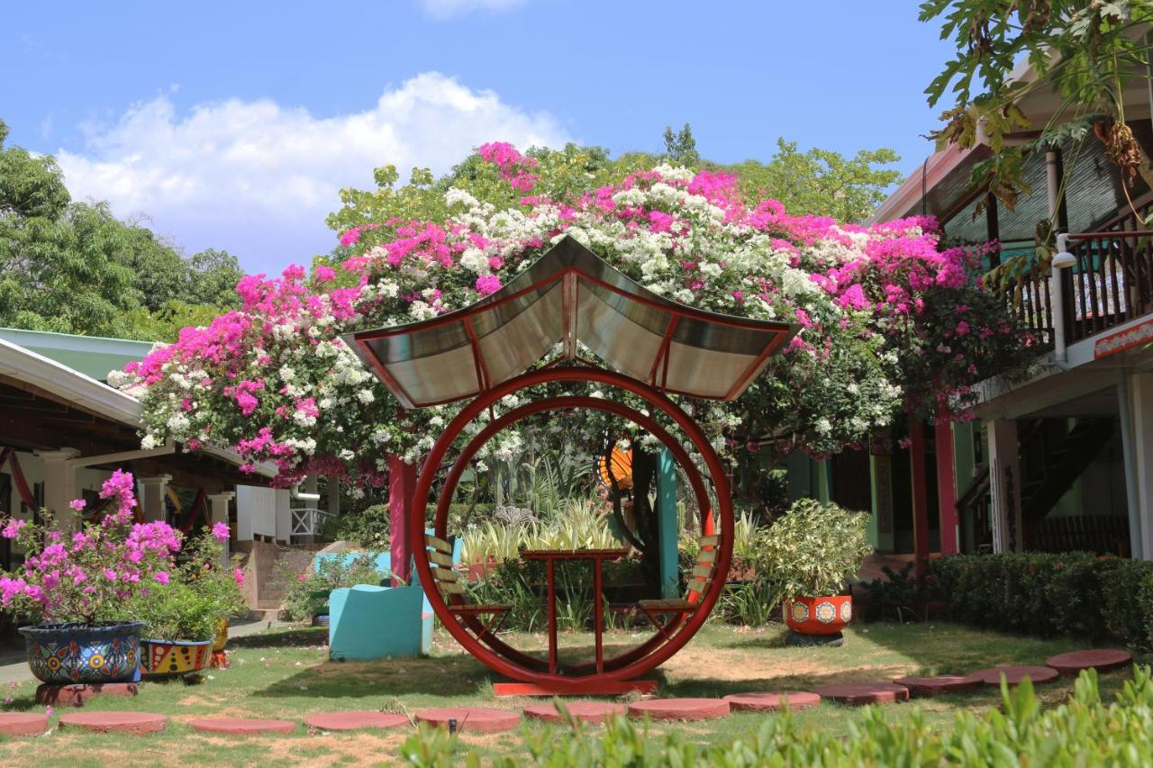 Hotel Marielos Tamarindo Exterior foto